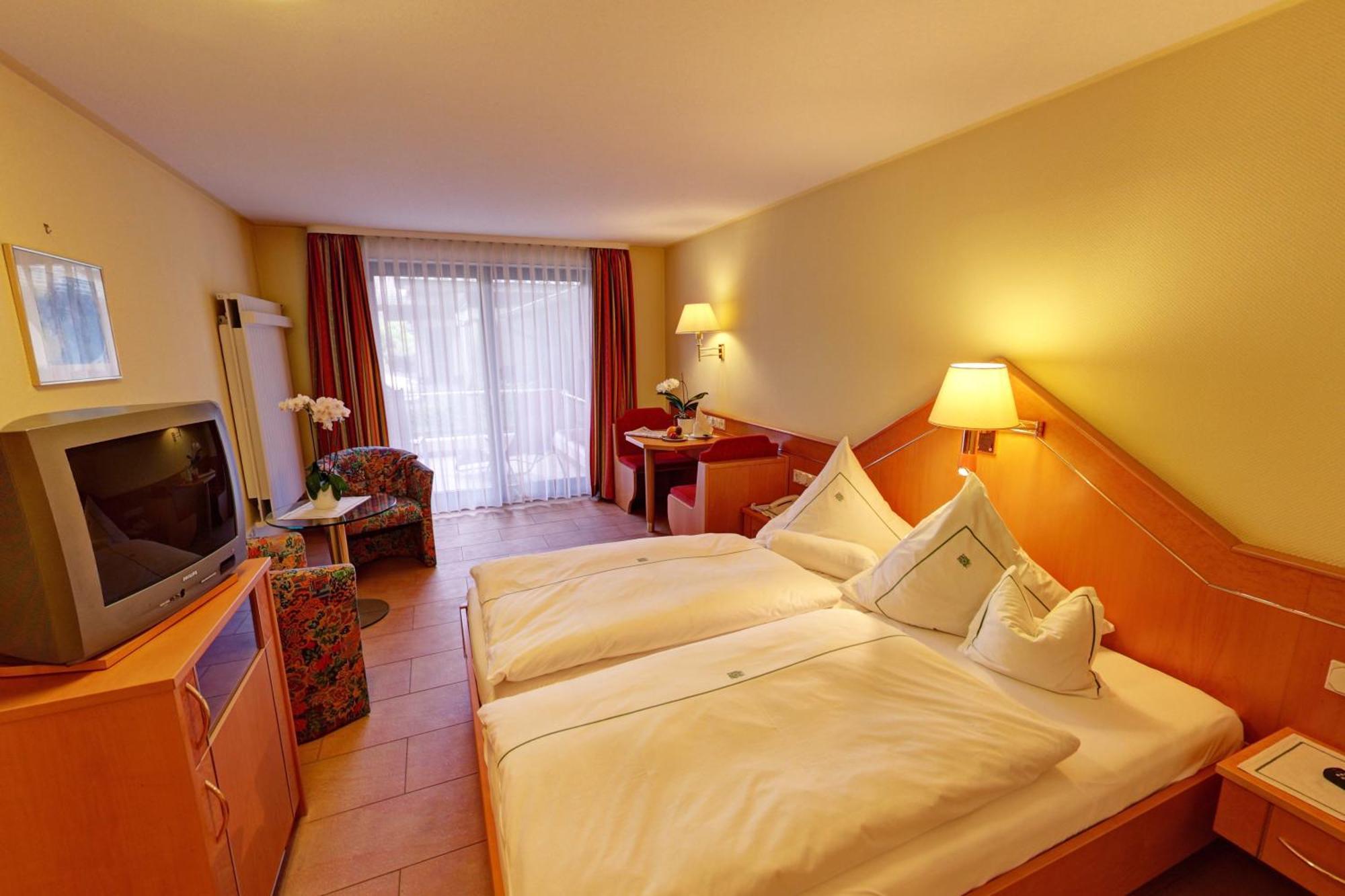 Schwalbach Hotel Muehlenthal Gmbh מראה חיצוני תמונה